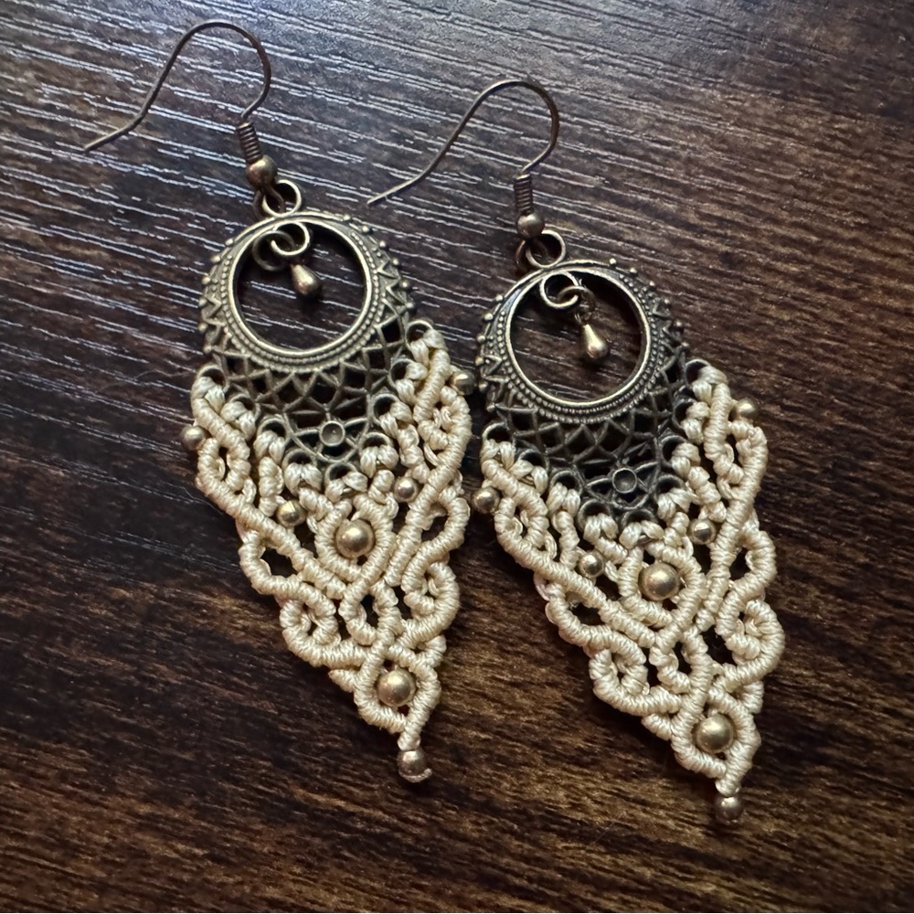 Elegant Filigree & Crochet Earrings